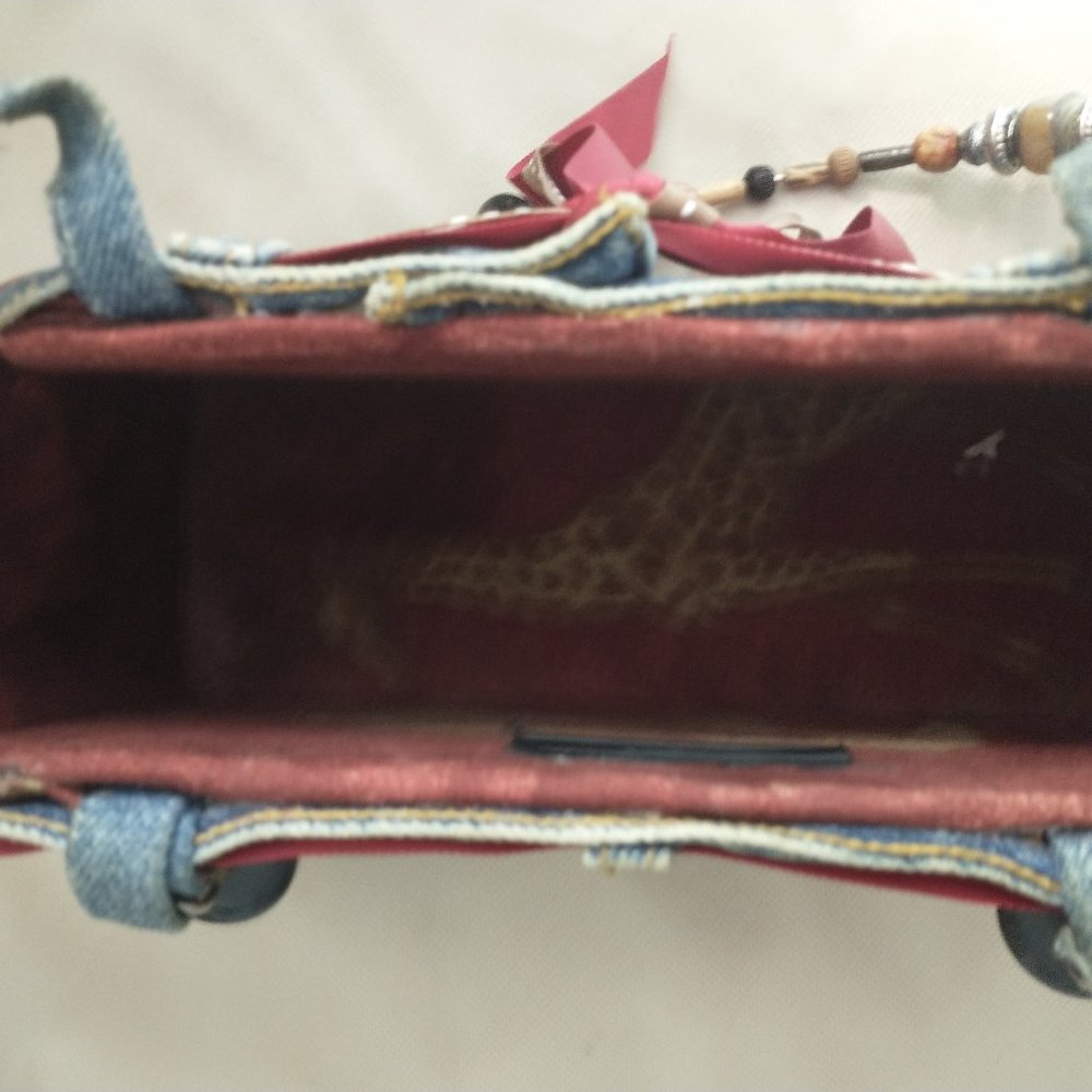 Handbag - Picture 3 of 3